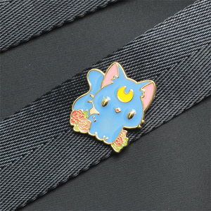 Pin de solapa de esmalte suave, insignia de metal de gato, animal de dibujos animados personalizado - Product Image 4