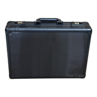 Valise en aluminium noir avec serrures à combinaison, mallette d'affaires en aluminium avec organiseur de documents et intérieur en mousse