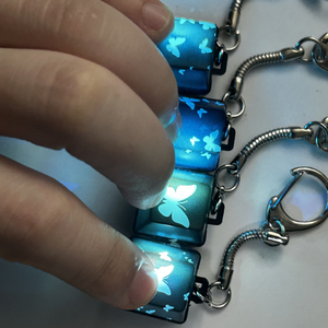 Porte-clés 1U 1 touche personnalisable avec capuchon de touche, lumineux, anti-stress, jouet à pincer pour adultes - Product Image 4