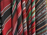 Tissu Jacquard en Polyester Chenille pour Tapisserie, Sacs, Chaussures, Canapés et Chaises de Style Arabe du Moyen-Orient pour Utilisation en Tente
