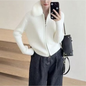 Cardigã Feminino de Lã com Gola e Zíper Duplo Estilo Coreano Casual, Curto, de Tricô, Macio e Quente, de Alta Qualidade para Outono e Inverno - Product Image 4