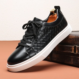 Zapatillas Casuales de Verano para Hombre, Estilo Coreano, Suela Blanca Suave, Transpirables y Versátiles, con Cordones, para Hombres Jóvenes - Product Image 1