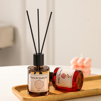Diffuseur d'arômes pour suite d'hôtes en location vacances, 80 ml, parfum Baies Chaudes, flacon en verre, bâtonnets en fibre, pour kit d'accueil et diffusion en commerce de détail