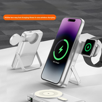 Power Bank Magnetik Nirkabel 3-in-1 Baru, Pengisian Cepat Kapasitas Tinggi 10000mAh, Layar LED, Penyangga untuk Jam Tangan dan Earphone Terintegrasi