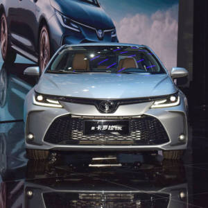 Véhicule Tout-Terrain Toyota Corolla 2023 1.5L SUV Nouveaux Modèles - Product Image 2