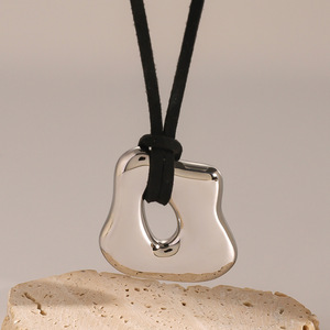 Collar Sanyi Moderno y Minimalista con Colgante Irregular en Forma de O, Chapado en Oro de 18K, Cadena de Cuerda Encerada Negra, para Fiestas - Product Image 3
