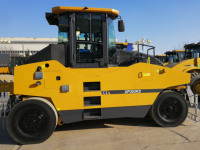 Rouleau compresseur pneumatique officiel de 30 tonnes XP303