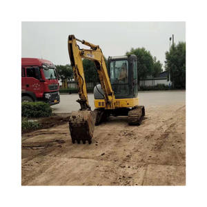 Gebruikt Komatsu kleine graafmachine, model 2016, 5 ton, motor, versnellingsbak, pomp, kerncomponenten, goede prijzen, Japan, te koop - Product Image 2