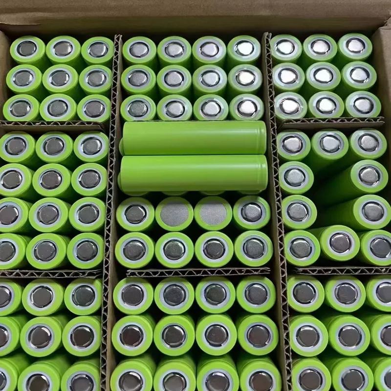 Lithium Ion Battery 18650 26650 21700