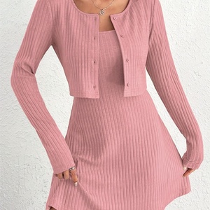 Ensemble deux pièces en tricot rose pour femmes, nouvelle collection automne 2025, ensembles décontractés - Product Image 2