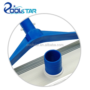 Venta caliente Durable Heavy Duty Ponderado 14 "Herramienta <span class=keywords><strong>de</strong></span> limpieza <span class=keywords><strong>manual</strong></span> Limpiador <span class=keywords><strong>de</strong></span> piscinas Cabezal <span class=keywords><strong>de</strong></span> vacío <span class=keywords><strong>de</strong></span> aluminio con ruedas y cepillo inferior - Product Image 4