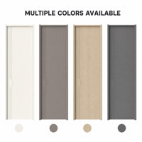 Porte intérieure minimaliste gris froid en PVC avec panneau rainuré et détails de découpe polygonale, finition mate pour bureau et appartement