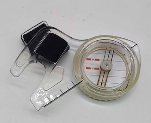 Ensemble de boussoles magnétiques, mini <span class=keywords><strong>boussole</strong></span> d'<span class=keywords><strong>orientation</strong></span>, <span class=keywords><strong>boussole</strong></span> de pouce # J40-1 Luminescent dans le noir - Product Image 5