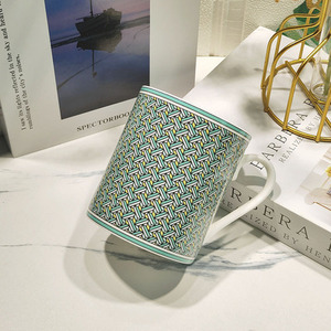 Best Selling Nordic Luxury Green Restaurant <b>Set</b> Ceramic Cup & Saucer with Gift Box - Product Image 6