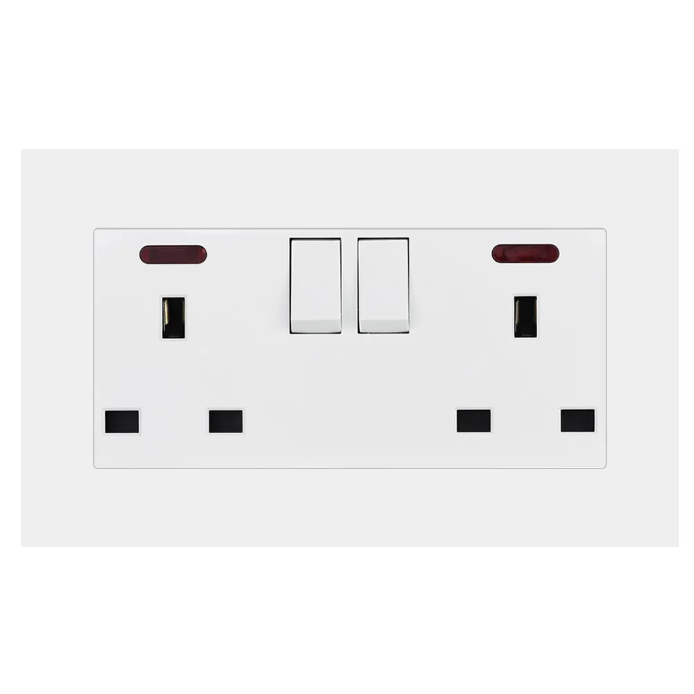 UK double socket with high quality PC panel and 2 gang universal 3 pin wall socket,146*86 mm,max250V,13A amp
