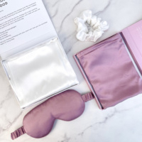 Ensemble de sommeil en soie taie d'oreiller soyeuse avec grand chouchou et masque pour les yeux pour les cheveux et la peau Kit de Routine de nuit en Satin essentiel