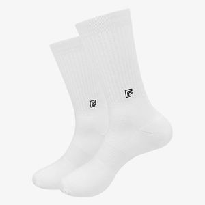 Chaussettes de sport personnalisées avec logo brodé soi-même, chaussettes de basket-ball athlétique pour hommes, vente en gros de conception OEM - Product Image 2