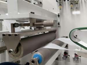 अच्छी तरह से इस्तेमाल किया हुआ डायपर बनाने के लिए मशीन पूरी तरह से स्वचालित सेकंड हैंड बेबी डायपर मशीन - Product Image 6