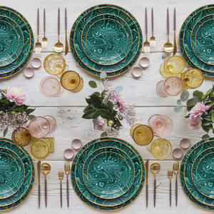 Assiettes en porcelaine à motif spécial vert, design gravé, écologiques et durables - Product Image 4