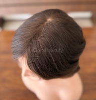 Perruque médicale en cheveux naturels non traités, entièrement nouée à la main, avec dessus en soie doux et lisse et devant en dentelle