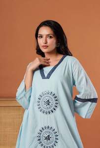 Robe élégante pour femmes, tenue de bureau et décontractée chic, robe tendance pour femmes occidentales, style décontracté à la mode - Product Image 3