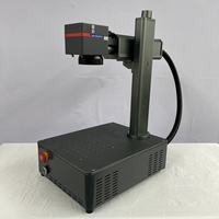 Machine de marquage laser à fibre de bureau pour l'acier inoxydable, l'aluminium et le cuivre
