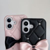 Étui de téléphone en cuir de luxe avec nœud papillon, paillettes et diamants pour iPhone 16 Pro Max 15 13 14 12, coque élégante