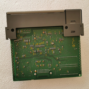 Escáner de E/S Remoto Allen-Bradley SLC 500 1747-SN/B, Módulo de Entrada Digital, Fabricado en EE. UU. - Product Image 2