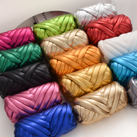 Fil fantaisie géant 100 % polyester métallisé brillant teint en masse 250g, direct usine, pour couverture tricotée à la main, lit pour animaux de compagnie et artisanat
