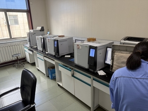 Nhà máy bán trực tiếp Chất lượng cao 2-methylpiperazine CAS 109 - Product Image 6