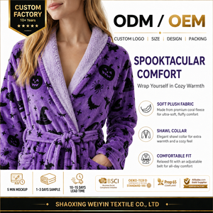 Accappatoio Viola di Halloween Personalizzato in <span class=keywords><strong>Pile</strong></span> Felpato, Commercio all'Ingrosso OEM Private Label, Vestaglia Accogliente per Regali Stagionali e Vendita al Dettaglio - Product Image 3