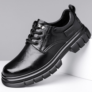 Chaussures en cuir épaisses pour hommes, noires, à lacets, décontractées, style bottes de travail, couleur unie, basses, tendance, collection automne 2024, origine Wenzhou - Product Image 1