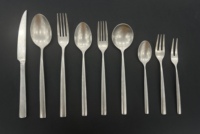 Ensemble de vaisselle de luxe de haute qualité et durable en acier inoxydable 304 avec cuillère, fourchette et couteau pour hôtels et restaurants