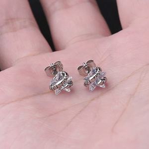 Pendientes de tuerca de cristal con estrella de cinco puntas elegantes, de acero inoxidable de alta calidad, modernos y lindos, con diseño de serpiente, a la moda - Product Image 4