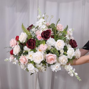ลดราคา! ลูกบอลดอกไม้สีแดงขาว ขนาด 30-80 ซม. ดอกกุหลาบผ้าไหม จัดดอกไม้ทรงกลมสีแดงเบอร์กันดี สำหรับตกแต่งโต๊ะเวทีงานแต่งงาน - Product Image 3