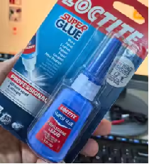 Pegamento Líquido de Cianocrilato de Acción Rápida FM para Reparaciones Fuertes e Invisibles - Product Image 3