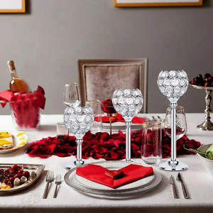 Bougeoirs sculpturaux de luxe Design moderne Parfait pour les espaces contemporains Idéal pour l'exportation à prix économique - Product Image 2