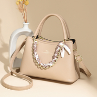 Sacs fourre-tout et sacs à bandoulière de luxe pour femmes avec pendentif, qualité supérieure, vente en gros usine 2026