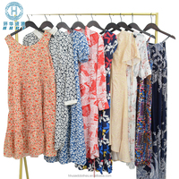Vente en gros directe d'usine de robes d'été d'occasion pour femmes, lots de vêtements d'occasion Ukay Ukay pour la revente aux friperies