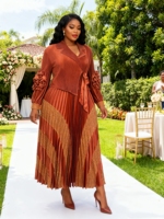 Nouvelle arrivée, robe plissée Miyaki à col en V profond, manches fleuries, couleur unie, taille plus, paillettes brillantes, robe maxi à double couche pour femmes