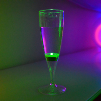 Bar kaynağı Led plastik cam bardak sıvı su aktif ışık fincan flaş ışığı Led kupa bardak