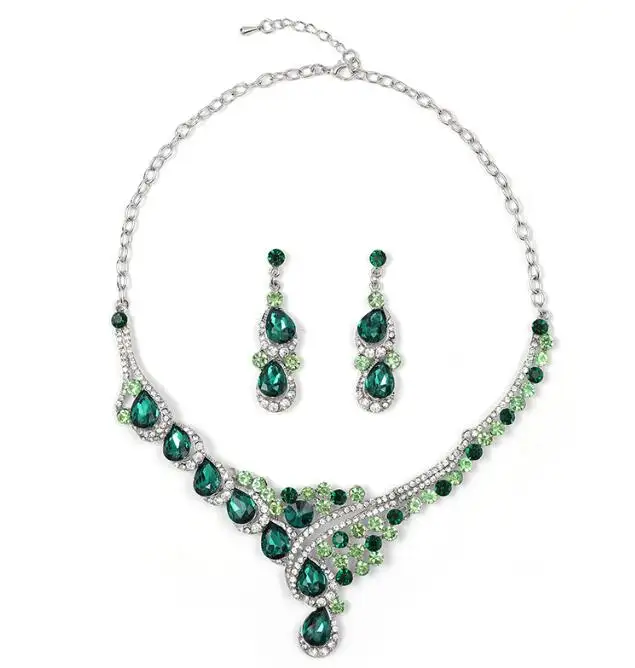 Langlebige leichte maßge schneiderte Kristall Designer Mode Halskette Hochzeits geschenk Strass Halskette