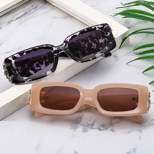 Gafas de Sol Rectangulares con Montura Gruesa Vintage para Mujer y Hombre Gafas de Sol de Lujo a la Moda - Product Image 2