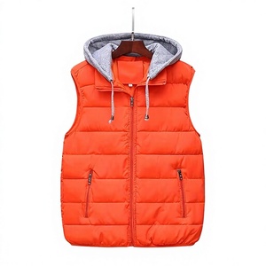 Customize Brand Men's Red Hooded Winter Vest Zipper Pockets Casual Outerwear Windproof Solid Color Polyester Wadding Canvas 340g - Product Image 1