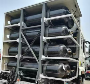 Kendaraan Komersial Berat Truk Berat <span class=keywords><strong>CNG</strong></span>-3 Silinder Bersertifikat ISO - Product Image 3