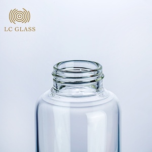 500ml <span class=keywords><strong>bottiglia</strong></span> di <span class=keywords><strong>acqua</strong></span> di <span class=keywords><strong>vetro</strong></span> di viaggio all'ingrosso a buon mercato di <span class=keywords><strong>vetro</strong></span> con coperchio in metallo bottiglie di <span class=keywords><strong>vetro</strong></span> per il succo di adulti moderno sostenibile - Product Image 4