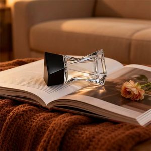 Flacons de parfum en <span class=keywords><strong>verre</strong></span> transparent torsadé de 30 ml avec bouchon noir mat – Mini flacons de parfum vides en gros - Product Image 3