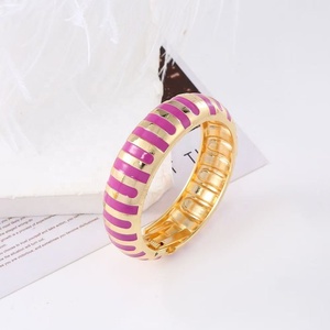 Bracelet Bohème Créatif Color Block pour Femme, Style Goutte d'Huile Élégant, Bijou Perlé en Alliage Plaqué Or, Tendance et Personnalisé - Product Image 5