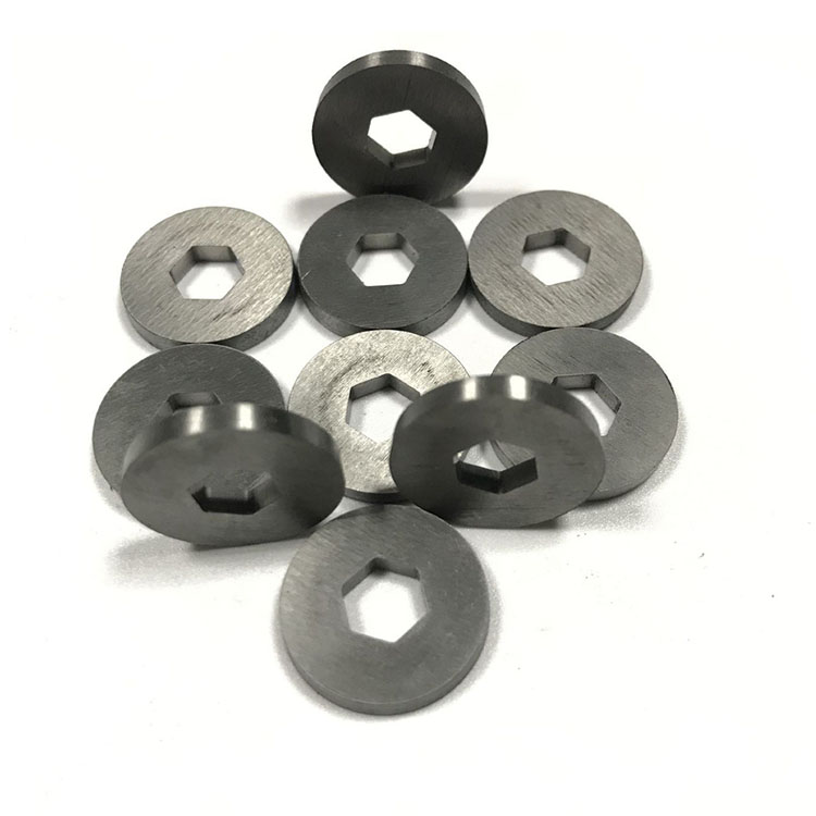 Hexagonal high-hardness alloy steel blocks of powdered tungsten carbide sheets