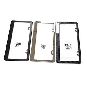 Cadre de plaque <span class=keywords><strong>d</strong></span>'<span class=keywords><strong>immatriculation</strong></span> standard américain en acier inoxydable, motif fibre de carbone, noir argenté, pour <span class=keywords><strong>plaques</strong></span> de taille américaine - Product Image 3